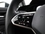 Volkswagen Golf 1.5 eTSI 130pk DSG R-Line · Apple/Android Car Play · P-Sensoren · Navigatie · Sfeerverlichting · 17 Inch · Garantie t/m 12-02-2028 of 100.000km