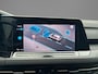 Volkswagen Golf 1.5 eTSI 130pk DSG R-Line · Apple/Android Car Play · P-Sensoren · Navigatie · Sfeerverlichting · 17 Inch · Garantie t/m 12-02-2028 of 100.000km