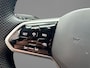 Volkswagen Golf 1.5 eTSI 130pk DSG R-Line · Apple/Android Car Play · P-Sensoren · Navigatie · Sfeerverlichting · 17 Inch · Garantie t/m 12-02-2028 of 100.000km