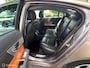 Jaguar XF 2.7D Executive – Dealeronderhouden & Nieuwe APK!