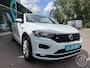 Volkswagen T-Roc Cabrio 1.5 TSi 150 pk R-Line Automaat Windscherm, Verwarmde voorstoelen