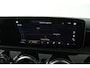 Mercedes-Benz A-klasse 200 Business Solution (PANORAMADAK, STOELVERWARMING, CAMERA, CRUISE CONTROL, PARKEERSENSOREN)