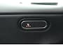 Mercedes-Benz A-klasse 200 Business Solution (PANORAMADAK, STOELVERWARMING, CAMERA, CRUISE CONTROL, PARKEERSENSOREN)