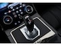 Land Rover Range Rover Evoque 2.0 P200 AWD R-Dynamic (PANORAMADAK, CAMERA, STOEL/STUUR VERWARMING, ELEKTR STOELEN)