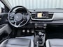 Kia Stonic 1.0 T-GDi ExecutiveLine | Open Dak | Camera|Leder