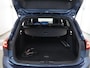 Ford Focus 1.0 EcoBoost Hybrid ST Line X | Afneembare Trekhaak | Winterpakket | Cruise Control Adaptief | Parkeercamera | HUD | Navigatie | Apple Carplay/Android Auto |