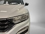 Volkswagen T-Roc 1.5 TSI 150pk DSG Sport · Camera · Apple/Android Car Play · Elek. Achterklep · Stoelverwarming · Cruise Control · Navigatie ·