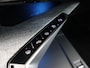 Peugeot 3008 1.2 Hybrid 136 GT | Afneembare Trekhaak | Widescreen | Sportstoelen | Apple Carplay/Android Auto | DAB | Navigatie | Cruise Control Adaptief | Elek. Achterklep | LED | 360° Camera |