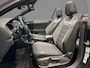 Volkswagen T-Roc 1.5 TSI 150pk DSG R-Line · Camera · Dodehoeksensor · Stoelverwarming · Apple/Android Car Play · ACC · 18"Velgen ·