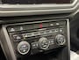 Volkswagen T-Roc 1.5 TSI 150pk DSG R-Line · Camera · Dodehoeksensor · Stoelverwarming · Apple/Android Car Play · ACC · 18"Velgen ·