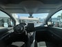 Peugeot Rifter 1.2 130PK Allure | Automaat | Navigatie | Camera achter | Sensoren voor en achter | DAB | Eerste eigenaar |