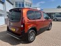 Peugeot Rifter 1.2 130PK Allure | Automaat | Navigatie | Camera achter | Sensoren voor en achter | DAB | Eerste eigenaar |