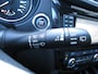 Nissan Qashqai 1.2 Premier Edition - Panoramadak - Trekhaak -