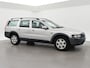 Volvo V70 Cross Country 2.4T 200 PK HANDGESCHAKELD AWD + TREKHAAK + LEDER | STOELVERWARMING