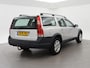 Volvo V70 Cross Country 2.4T 200 PK HANDGESCHAKELD AWD + TREKHAAK + LEDER | STOELVERWARMING