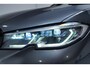 BMW 3-Serie Touring 318i High Executive / Trekhaak / Pano / M-pakket