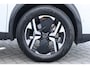 Peugeot 2008 1.2 HYBRID 136PK GT PACK AUTOMAAT / NAVI / LEDER / CLIMA / LED / PDC / 17" LMV / KEYLESS / 360° CAMERA / ADAPT. CRUISECONTROL / 1E EIGENAAR / NIEUWSTAAT !!