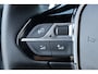 Peugeot 2008 1.2 HYBRID 136PK GT PACK AUTOMAAT / NAVI / LEDER / CLIMA / LED / PDC / 17" LMV / KEYLESS / 360° CAMERA / ADAPT. CRUISECONTROL / 1E EIGENAAR / NIEUWSTAAT !!