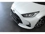 Toyota Yaris 1.5 Hybrid Executive Limited Bitone, HUD