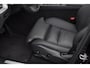 Volvo XC60 T6 350PK Automaat Plug-in hybrid AWD Plus Bright Panoramisch schuif-kanteldak / Google infotainment / Lederen bekleding / Parkeersensoren voor en achter met parkeercamera / Road Sign information / Cruise Control