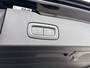 Volvo V60 T8 Recharge Ultra Dark | 19" | Trekhaak | Getint Glas | Panoramadak | Head-Up | Harman Kardon | Elektr. verst. Stoelen | Parkeercamera | Stoel/Stuur/Achterbankverwarming | Adaptieve Cruise | BLIS | Keyless