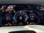 Volkswagen Golf 1.5 eHybrid Life Edition Panoramadak · Achteruitrijcamera · Draadloze telefoonlader · Stuur- & Stoelverwarming