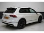 Volkswagen Tiguan 1.5 TSI 150pk R-Line | Carplay | Sfeerverlichting | Blind-Spot | Zwart optiek | Adaptive cruise
