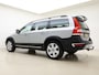 Volvo XC70 2.0 FWD Polar+ | Trekhaak | Schuif kantel dak | Elektrische stoelen + memory | Stoelverwarming |