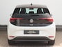 Volkswagen ID.3 Life 58 kWh | Stoel & stuurverwarming | Warmtepomp | Parkeersensoren voor & achter | Apple carplay / Android auto | DAB ontvanger |