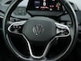 Volkswagen ID.3 Life 58 kWh | Stoel & stuurverwarming | Warmtepomp | Parkeersensoren voor & achter | Apple carplay / Android auto | DAB ontvanger |