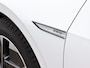 Volkswagen ID.3 Life 58 kWh | Stoel & stuurverwarming | Warmtepomp | Parkeersensoren voor & achter | Apple carplay / Android auto | DAB ontvanger |
