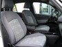 Volkswagen ID.3 Life 58 kWh | Stoel & stuurverwarming | Warmtepomp | Parkeersensoren voor & achter | Apple carplay / Android auto | DAB ontvanger |