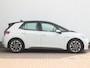 Volkswagen ID.3 Life 58 kWh | Stoel & stuurverwarming | Warmtepomp | Parkeersensoren voor & achter | Apple carplay / Android auto | DAB ontvanger |