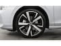 Volkswagen Golf 1.5 eHybrid 204pk Life Edition DSG / Panoramadak / Stoel+Stuurverwarming / Camera