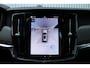 Volvo V90 T8 Automaat Plug-in hybrid AWD Ultra Dark | Premium Audio by Bowers en Wilkins| Luchtvering | Voorstoelen met massage functie| Interieur Voorverwarming| Gelaagde Zijruiten| Semi electrische Trekhaak| 20 Inch Lichtmetalen velgen.
