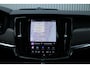Volvo V90 T8 Automaat Plug-in hybrid AWD Ultra Dark | Premium Audio by Bowers en Wilkins| Luchtvering | Voorstoelen met massage functie| Interieur Voorverwarming| Gelaagde Zijruiten| Semi electrische Trekhaak| 20 Inch Lichtmetalen velgen.