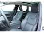 Volvo V90 T8 Automaat Plug-in hybrid AWD Ultra Dark | Premium Audio by Bowers en Wilkins| Luchtvering | Voorstoelen met massage functie| Interieur Voorverwarming| Gelaagde Zijruiten| Semi electrische Trekhaak| 20 Inch Lichtmetalen velgen.