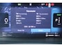 Volvo V90 T8 Automaat Plug-in hybrid AWD Ultra Dark | Premium Audio by Bowers en Wilkins| Luchtvering | Voorstoelen met massage functie| Interieur Voorverwarming| Gelaagde Zijruiten| Semi electrische Trekhaak| 20 Inch Lichtmetalen velgen.