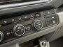 Volkswagen Crafter Grand California XXL 177Pk Automaat (LED KOPLAMPEN, STOELVERWARMING, KEUKEN, CENTRALE VERWARMING, KOELKAST, TOILET, DOUCHE, THULE ZONNESCHERM, FIETSENDRAGER, ZOET WATER)