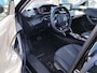 Peugeot e-2008 EV Allure Pack 50 kWh | 27.500 | Navigatie | Achteruitrij Camera |