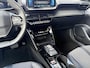 Peugeot e-2008 EV Allure Pack 50 kWh | 93,9% SOH | Navi | Achteruitrijcamera | Cruise Control | Climate Control |