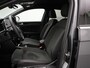 Volkswagen T-Roc 1.5 TSI 150pk R-Line | Ergo-stoelen | Adaptieve Cruise Control | Stoelverwarming/Stoelmassage | Afneembare Trekhaak |