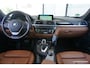 BMW 3-Serie 320i High Exec Uniek! | AIRRIDE | Automaat | Sportinter | Lowrider