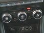 Renault Captur 1.0 TCe 100 Intens, Trekhaak / Carplay + Android Auto / Camera + Sensoren / Climate Control / 17'' LMV