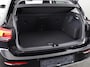 Volkswagen Golf 1.0 eTSI Life Active 110PK DSG | Navigatie | achteruitrijcamera | LED plus | 17" LM velgen |