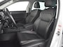 Skoda Superb Combi 1.4 TSI iV Business Edition Plus | Panorama-dak | 360gr Camera | Elektr. Trekhaak | Cruise control adaptief | Keyless | Stoel/stuurverwarming | Dodehoek detectie | Navigatie | Apple carplay Android auto | Matrix lampen | DAB | 17"LMV