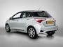 Toyota Yaris 1.5 Hybrid Y20 Limited | Achteruitrijcamera | Metaallak | Lichtmetalen Velgen | Automatisch Dimmende Binnenspiegel |