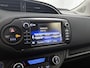 Toyota Yaris 1.5 Hybrid Y20 Limited | Achteruitrijcamera | Metaallak | Lichtmetalen Velgen | Automatisch Dimmende Binnenspiegel |