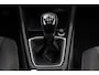 Volkswagen T-Cross 1.0 TSI Life 95PK / 70kW, NL auto 2e eigenaar, trekhaak, 16" LMV, dodehoekdetectie (side assist), navigatie, lendesteunen, adaptieve cruise control (acc), lane assist, airco, elektrisch verstel- en verwarmbare buitenspiegels, multifunctioneel lederen stuurwiel, DAB+, variabele laadvloer etc.
