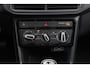 Volkswagen T-Cross 1.0 TSI Life 95PK / 70kW, NL auto 2e eigenaar, trekhaak, 16" LMV, dodehoekdetectie (side assist), navigatie, lendesteunen, adaptieve cruise control (acc), lane assist, airco, elektrisch verstel- en verwarmbare buitenspiegels, multifunctioneel lederen stuurwiel, DAB+, variabele laadvloer etc.